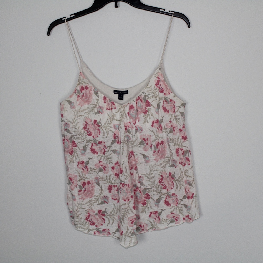 American Eagle Outfitters V Neck Flower Tank